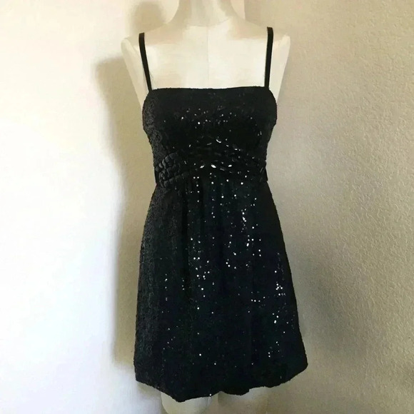 Jessica McClintock Dresses & Skirts - Jessica McClintock Black Sequin Bubble Dress